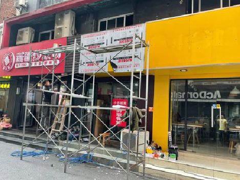 兴国制作广告招牌如何避免它发黄？